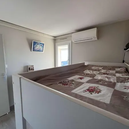 Superbe T3, Clim, Parking, Proche Et Commerces - Fr-1-702-1 Apartment Agde
