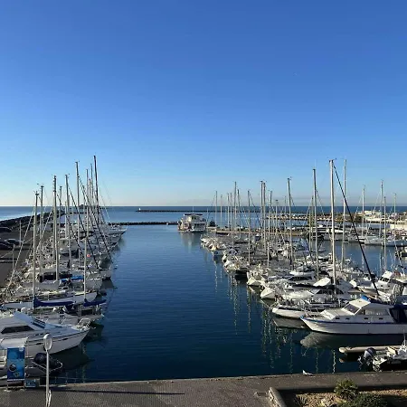 Superbe T3, Clim, Parking, Proche Et Commerces - Fr-1-702-1 Apartment *